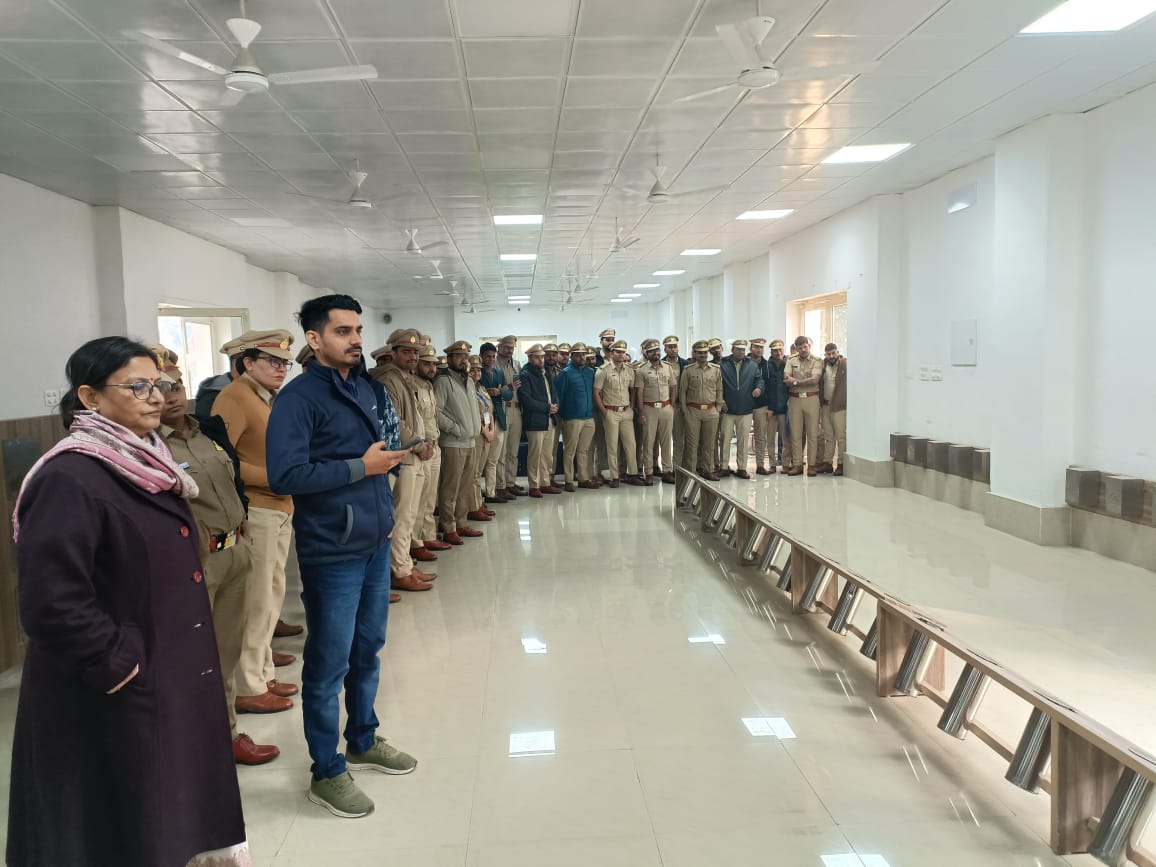 NacinVadodara's tweet photo. “Where learning meets patriotism, heroes are born.”

#NACIN Vadodara proudly sent 52 newly recruited Inspectors to Amritsar Customs K9 Centre, where they learned about detecting narcotics, fake currency & animal trafficking under the mentorship of Ms. Veena Rai, Superintendent.
 At K9 Centre, there was an impressive display of canine training excellence……
The precision, discipline, and efficiency with which the dogs executed detection tasks truly reflect world-class training standards. Their speed, accuracy, and handler coordination make them an invaluable force multiplier in customs and all enforcement operations.

At the Wagah-Attari Border, the echo of patriotism ignited their hearts, instilling unity, discipline & pride in serving the nation.

At the Integrated Check Post (ICP), their resolve deepened as they witnessed live border trade operations & customs-BSF coordination in action.

Training. Discipline. Patriotism. Integrity.

#NACIN #CBIC #Customs #K9 #WagahBorder #CGST #IndianCustoms #ProudToServe
@cbic_india @nacincbic @NACINPS