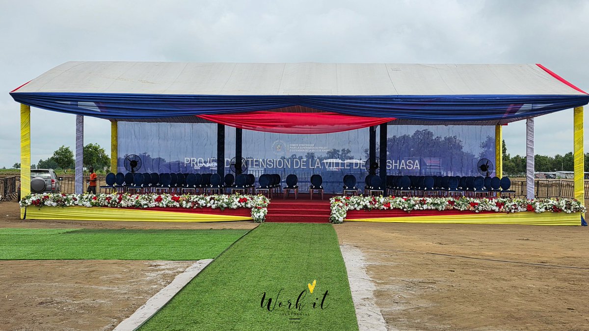 EMulamba's tweet photo. @workitrental Event Palnner &amp; concept
La poser d la Première Pierre pr son 
SE Président Felix Antoine Tshisekedi Tshilombo pour le Projet d l'extension d la ville de Kin
"Kinshasa Kia Mona"
&amp;
Le Centre hospitalier
"Maman Marthe Kasalu"
@csspevkinshasa 
#kin #rdc🇨🇩
#workit #event https://t.co/j3p6sRHicl