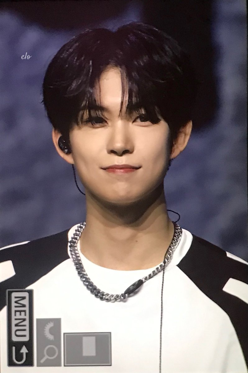 ๐๐๐ tweet media