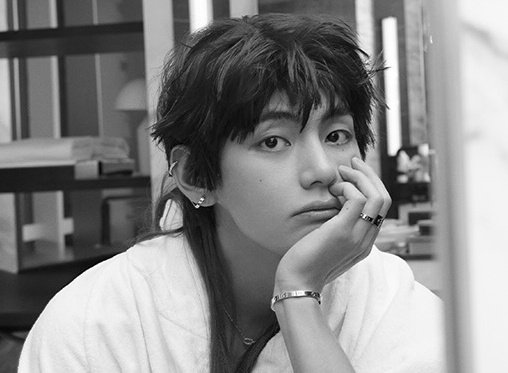 thvdiaries's tweet image. Loverboy