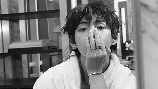 thvdiaries's tweet image. Loverboy