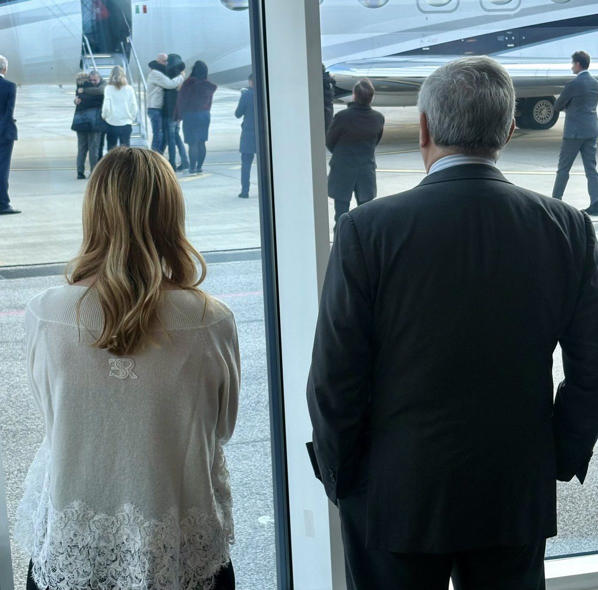Antonio_Tajani's tweet photo. Alberto Trentini e Mario Burlò sono finalmente in Italia. Bentornati! https://t.co/e7qCt0Uh2n