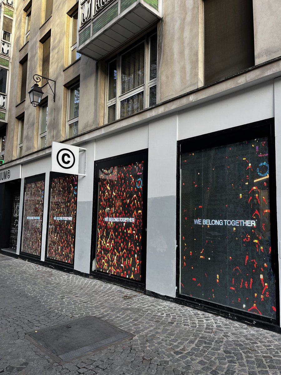 HS_News_'s tweet image. WE BELONG TOGETHER 

Paris 🇫🇷