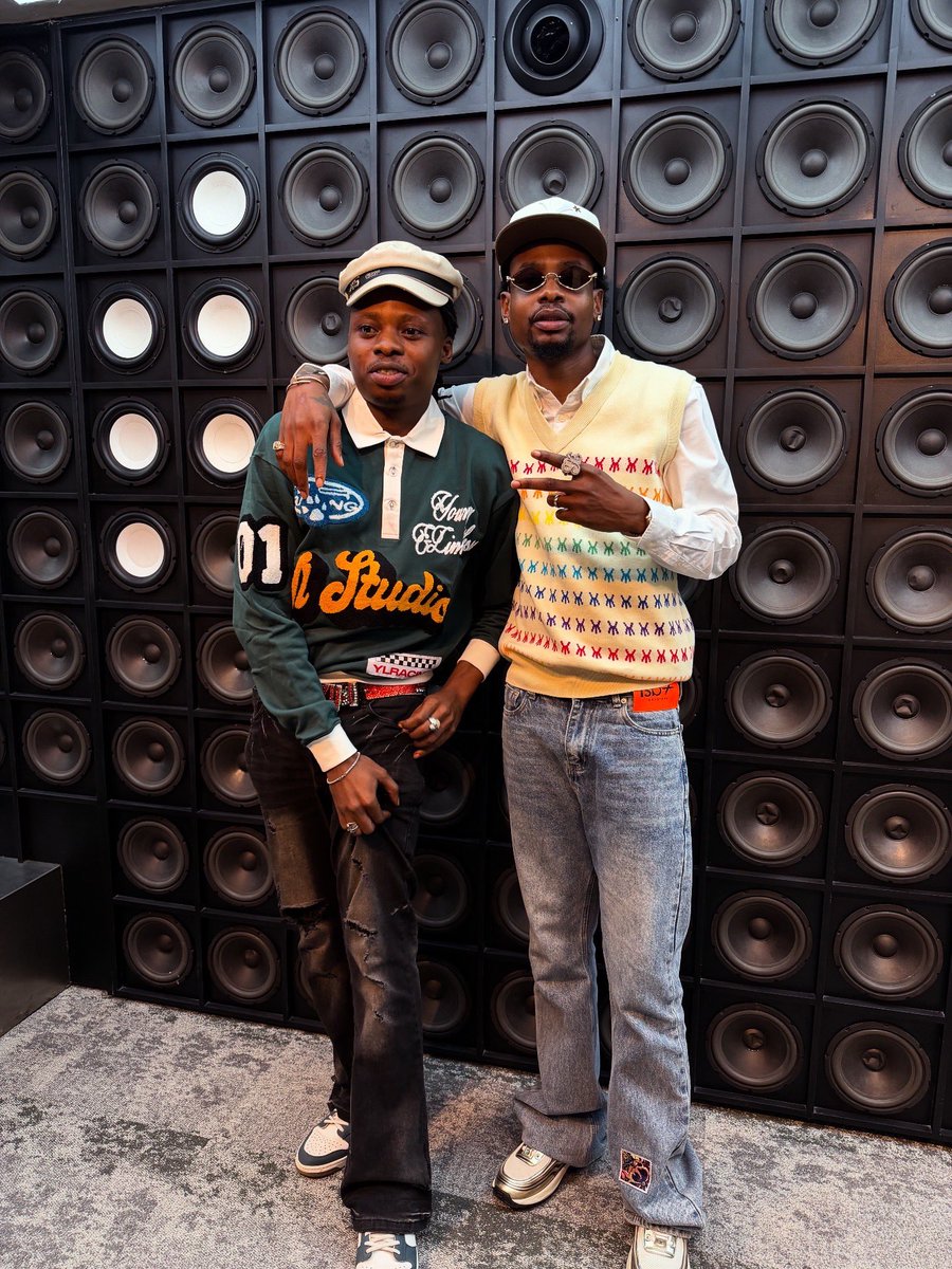 Zamosings's tweet image. Been a minute on here, hope the algorithm will be kind this time. Rt 🐈‍⬛