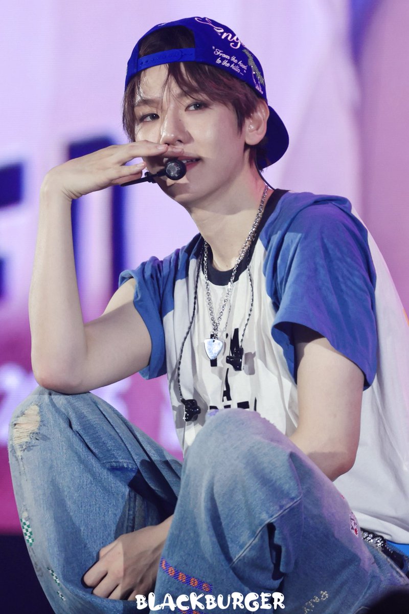 0104
멋지다 선배💙🩵💙🩵💙
<a href="/B_hundred_Hyun/">Baekhyun_EXO</a> <a href="/INB100_official/">INB100_official</a> 
#BAEKHYUN #백현 #변백현 #ベッキョン