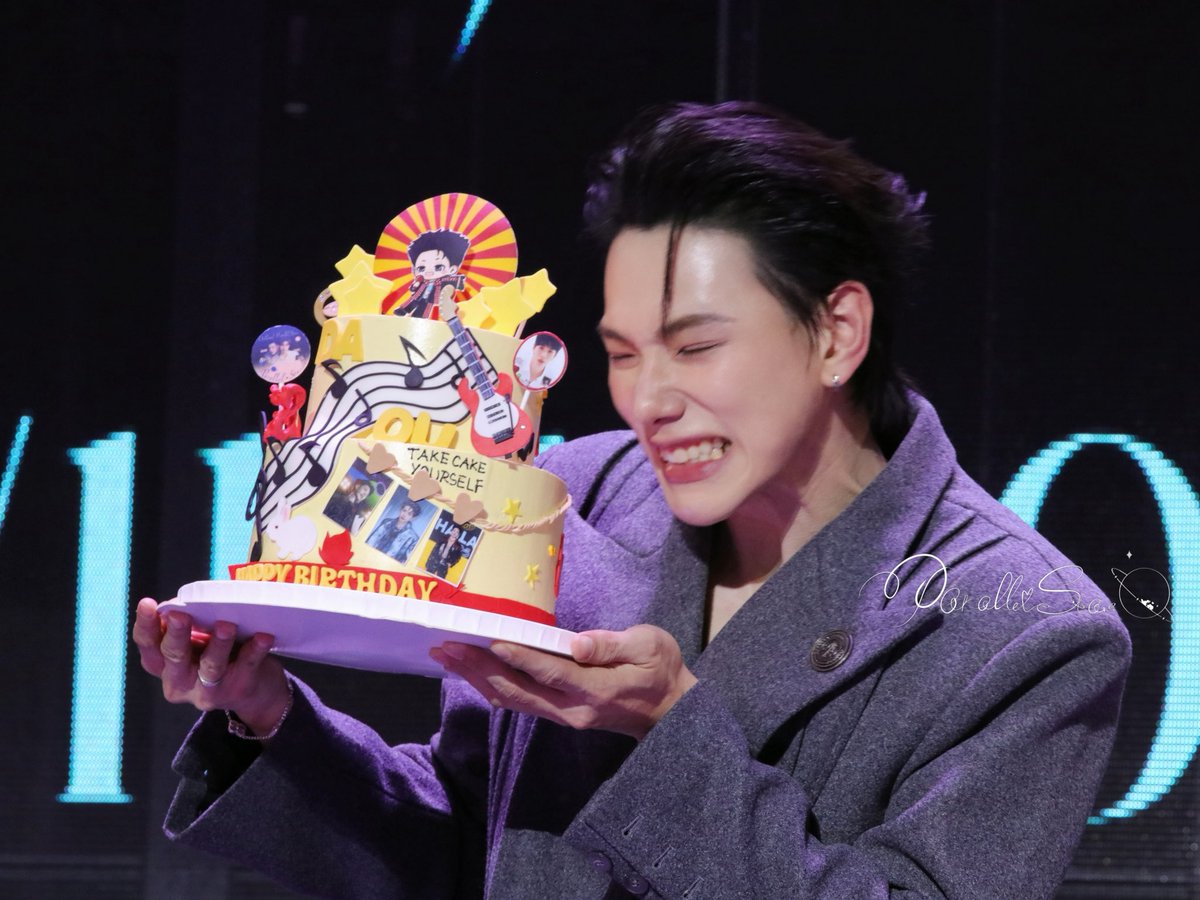 Cheers to 28 🐷🦖🤏🏻
<a href="/oueiija/">ไดโนเสาร์ย้าก🦖</a> 

DAOU NANNING 2026
#DAOUFMinNANNING
#ต้าห์อู๋ #DAOU #oueiija
#ต้าห์อู๋ออฟโรด #DaouOffroad