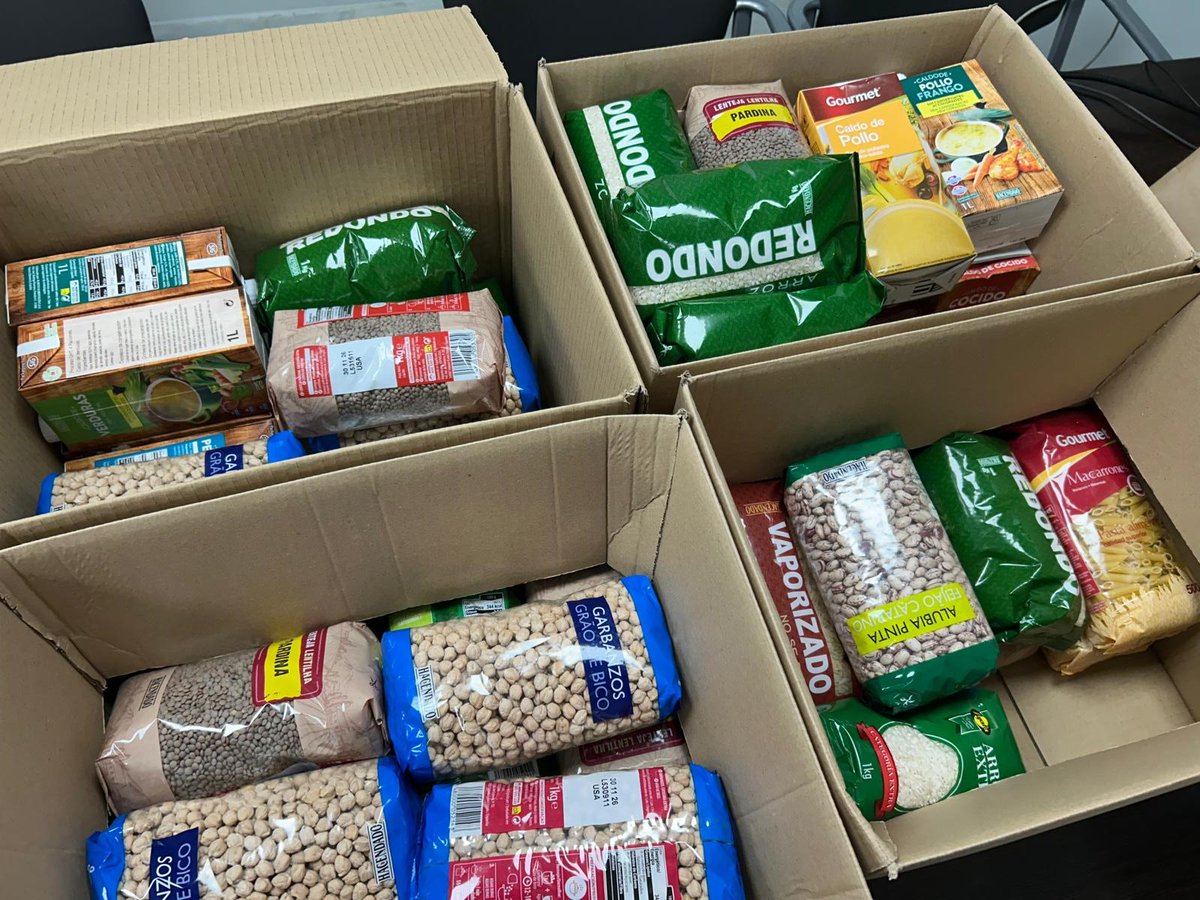 ABORGASE's tweet photo. La campaña solidaria de recogida de alimentos de Aborgase finalizó con éxito el 9 de enero, gracias a la colaboración del personal. La iniciativa, realizada junto a la Fundación Banco de Alimentos de Sevilla, ha permitido donar alimentos básicos a quienes más lo necesitan. 👏🍴 https://t.co/QeMYVqiPOm