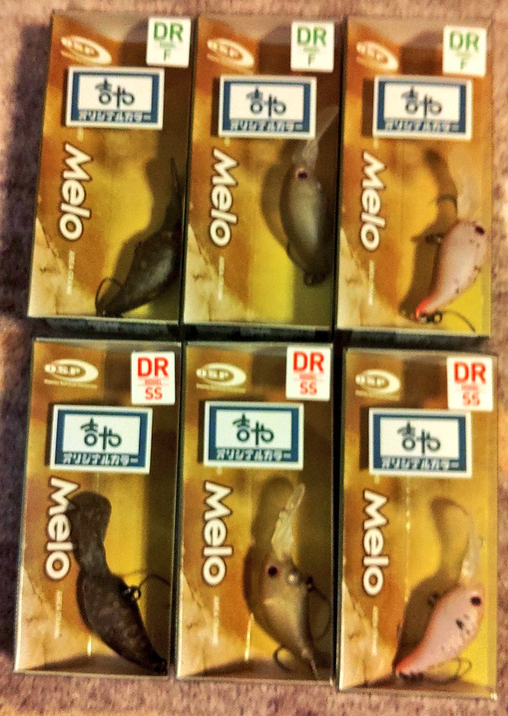 muneto_h's tweet image. 君たちはどうして目の色が同じなの？　DSのクランクは、オデコに蛍光シールを小さく切って張り付けてるけど、もっとスマートに判別したい
#吉や
#OSP
#Melo
