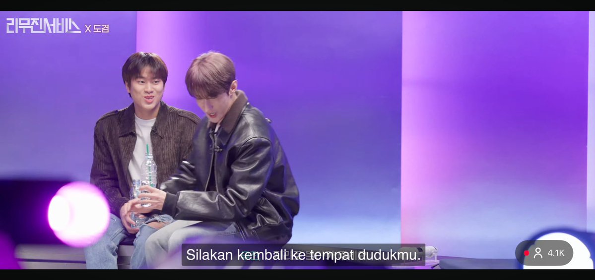 jeonseonni's tweet image. gua juga gelisah bgt nungguin kapan dia disuruh balik ke tempat duduknya😭😭😭😭😭😭😭