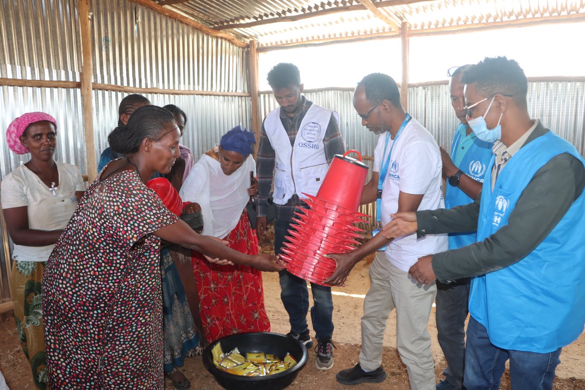 UNHCREthiopia's tweet image. In #Tigray, displaced women are turning to poultry to rebuild their lives.

To help them get started, UNHCR provided 600 chickens, 30 quintals of feed and essential supplies to women’s groups in Shire, strengthening their livelihoods, resilience and self-reliance.