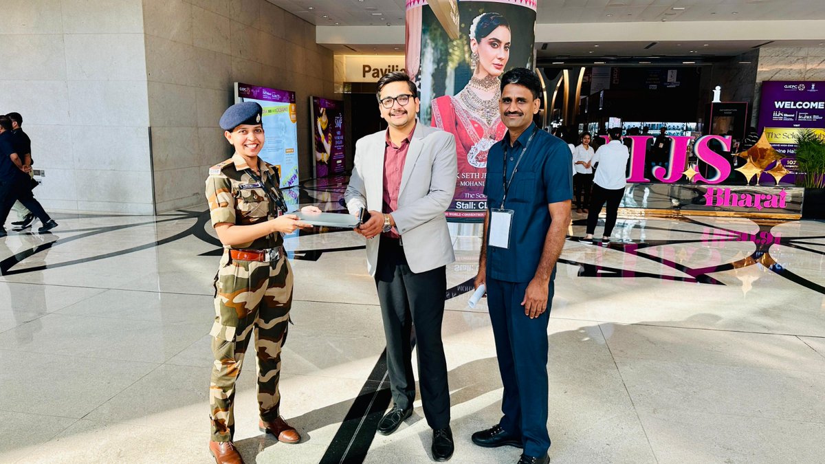 CISFWest's tweet image. IIJS–2026 BHARAT Edition concluded successfully at Jio World Convention Centre and BEC, Goregaon, Mumbai. CISF ensured robust security and incident-free conduct. Exemplary work by CISF personnel in recovery of lost valuables and prompt action. 
#IIJS2026 #SafeAndSecure @CISFHQrs