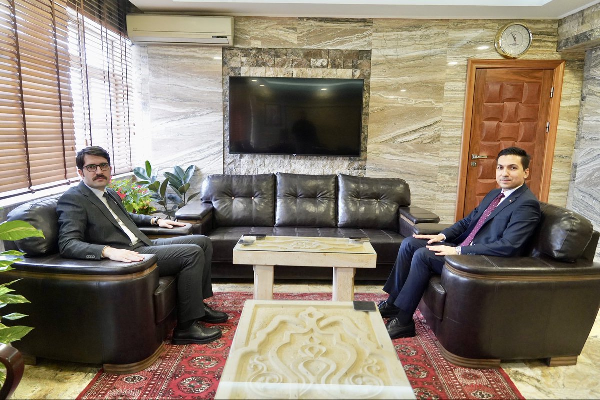 Kozaklı Kaymakamı Sayın Uğur Savaş, Kaymakamımız Ömer Coşkun’u ziyaret etti.

🏛️🤝

#ÜrgüpKaymakamlığı #KozaklıKaymakamlığı #Nevşehir