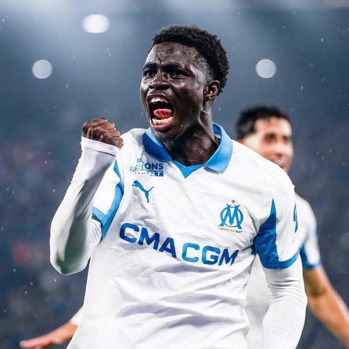 ActuFoot_'s tweet image. 🚨 HERE WE GO : 𝗥𝗢𝗕𝗜𝗡𝗜𝗢 𝗩𝗔𝗭 🇫🇷 𝗩𝗔 𝗦’𝗘𝗡𝗚𝗔𝗚𝗘𝗥 𝗔̀ 𝗟’𝗔𝗦 𝗥𝗢𝗠𝗔 𝗣𝗢𝗨𝗥 𝟮𝟱 𝗠€ 𝗕𝗢𝗡𝗨𝗦 𝗖𝗢𝗠𝗣𝗥𝗜𝗦 ! ✅🐺

🗞️ @FabrizioRomano