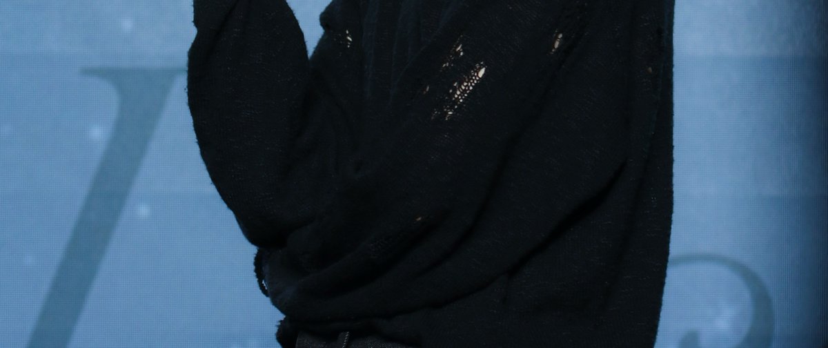 ᴇᴄʟᴀɪʀ tweet media