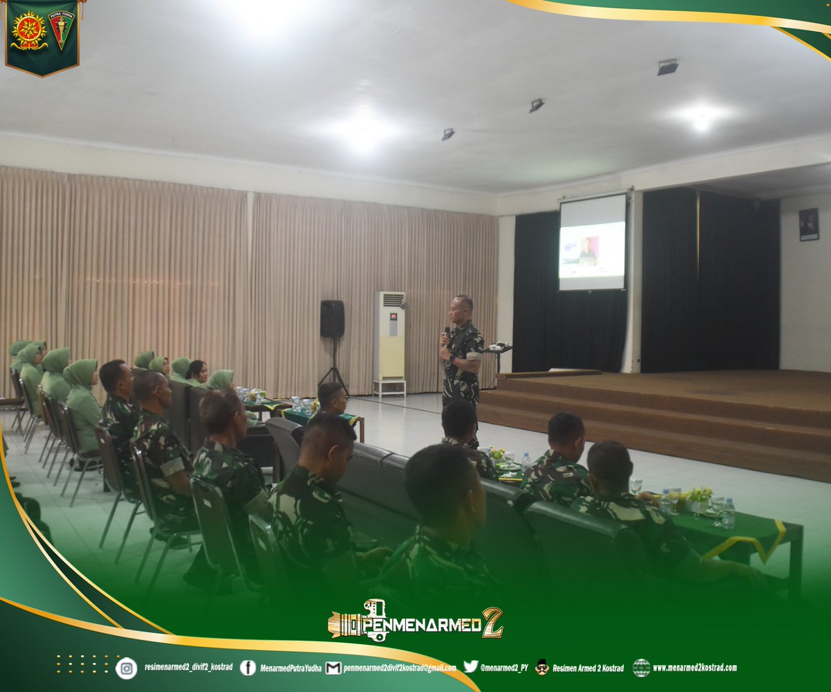 menarmed2_PY's tweet photo. Danmenarmed 2 Kostrad Laksanakan Nobar Podcast TWP AD Bersama Seluruh Warga Putra Yudha

Malang - Bertempat di Aula Molilamasi, Komandan Resimen Armed 2 Kostrad Kolonel Arm Rohmadi, mengajak seluruh warga Putra Yudha menyaksikan tayangan Kartika Podcast https://t.co/9uhz4RVIZZ