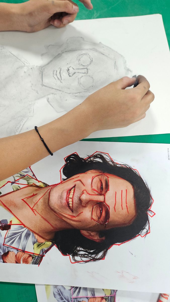 Check out my video about making a value scale using pastels! Totally not made by AI - haha #artclass #teaching

ow.ly/sYyA50XSjpo