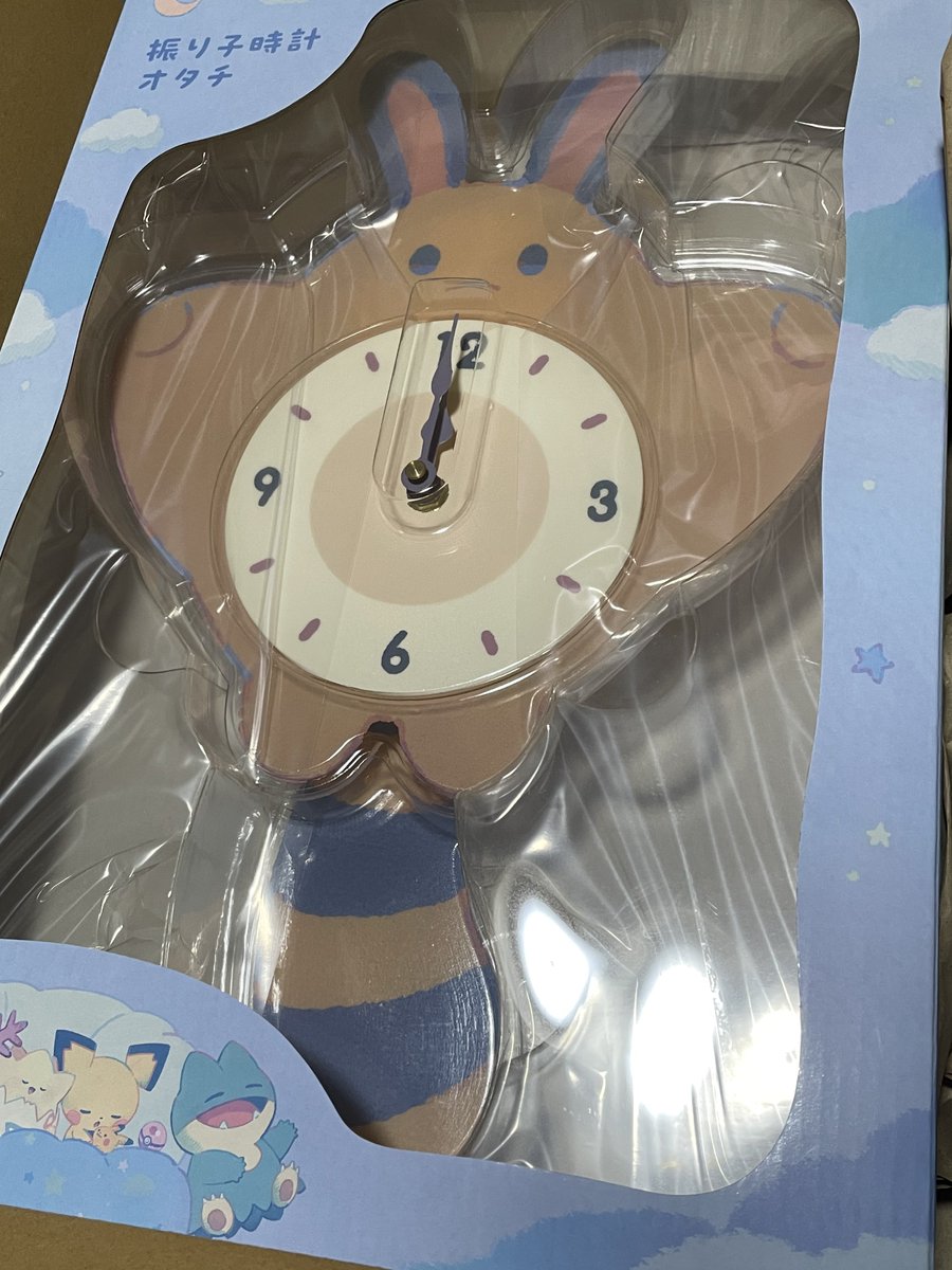 miripkmn's tweet photo. 時計きた〜！振り子ゆらゆらしてて可愛い〜！ https://t.co/WAb7dpeIS2