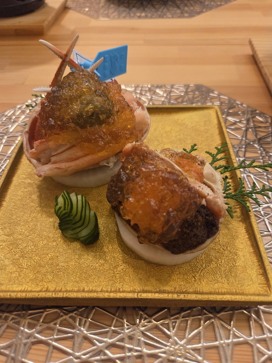 カニも来た…

はわ〜〜