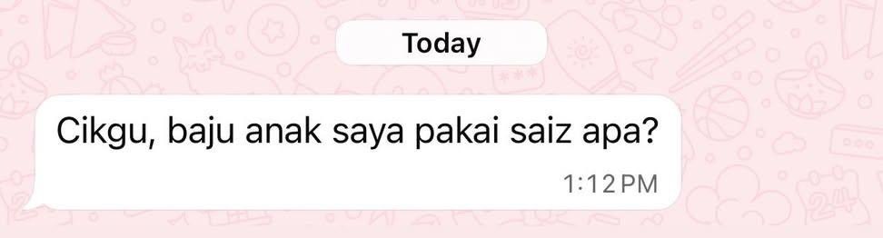 AzizulFarhan2's tweet image. “Kenapa Mak Bapak Sekarang Benak?“

Dulu, mak bapak hantar anak ke sekolah, lepas tu senyap. Tak ada WhatsApp, tak ada group ibu bapa. Anak balik, baru tahu apa jadi. 

Kalau anak tak siap kerja sekolah, mak bapak kena fikir. Kalau anak salah pakai kasut, mak bapak yang salah.