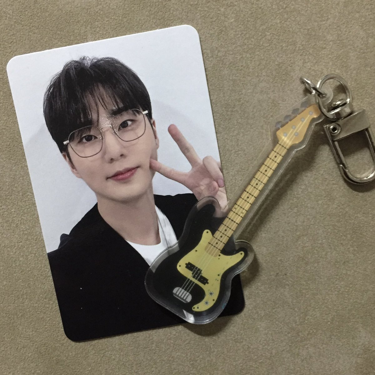 데이식스 악기키링 판매🎸
📆1/13~1/16
#rt 3명 키링보내드립니다
배송관련 폼 확인부탁드립니다

🔗witchform.com/deposit_form.p…