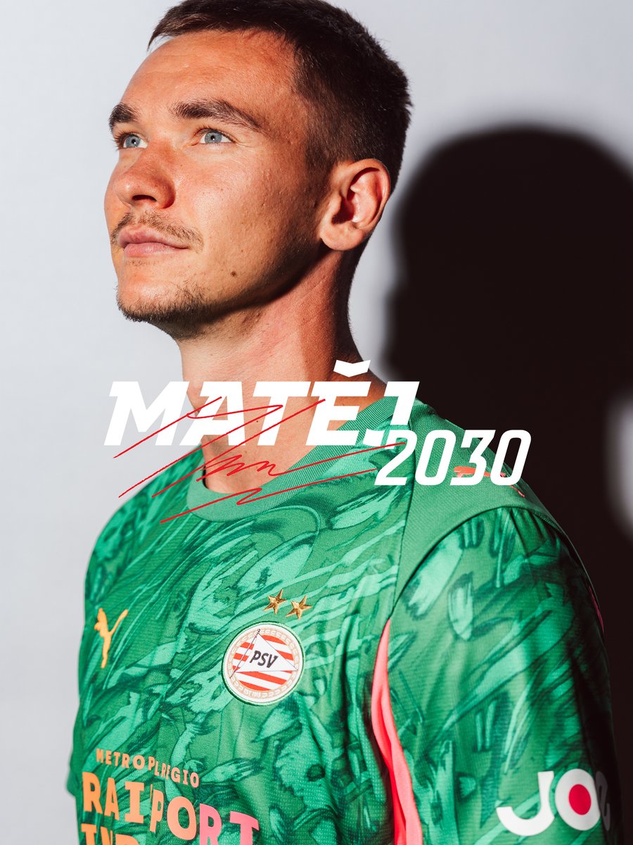 PSV's tweet image. Matěj Kovář stays in Eindhoven ✍️

PSV have signed Matěj Kovář permanently from Bayer 04 Leverkusen after activating the option to buy. The 25-year-old goalkeeper has signed a four-and-a-half-year contract.