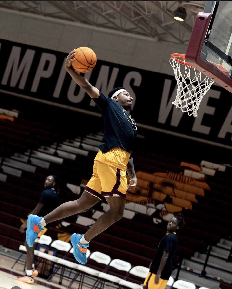 Salisbury Men's Basketball tweet media