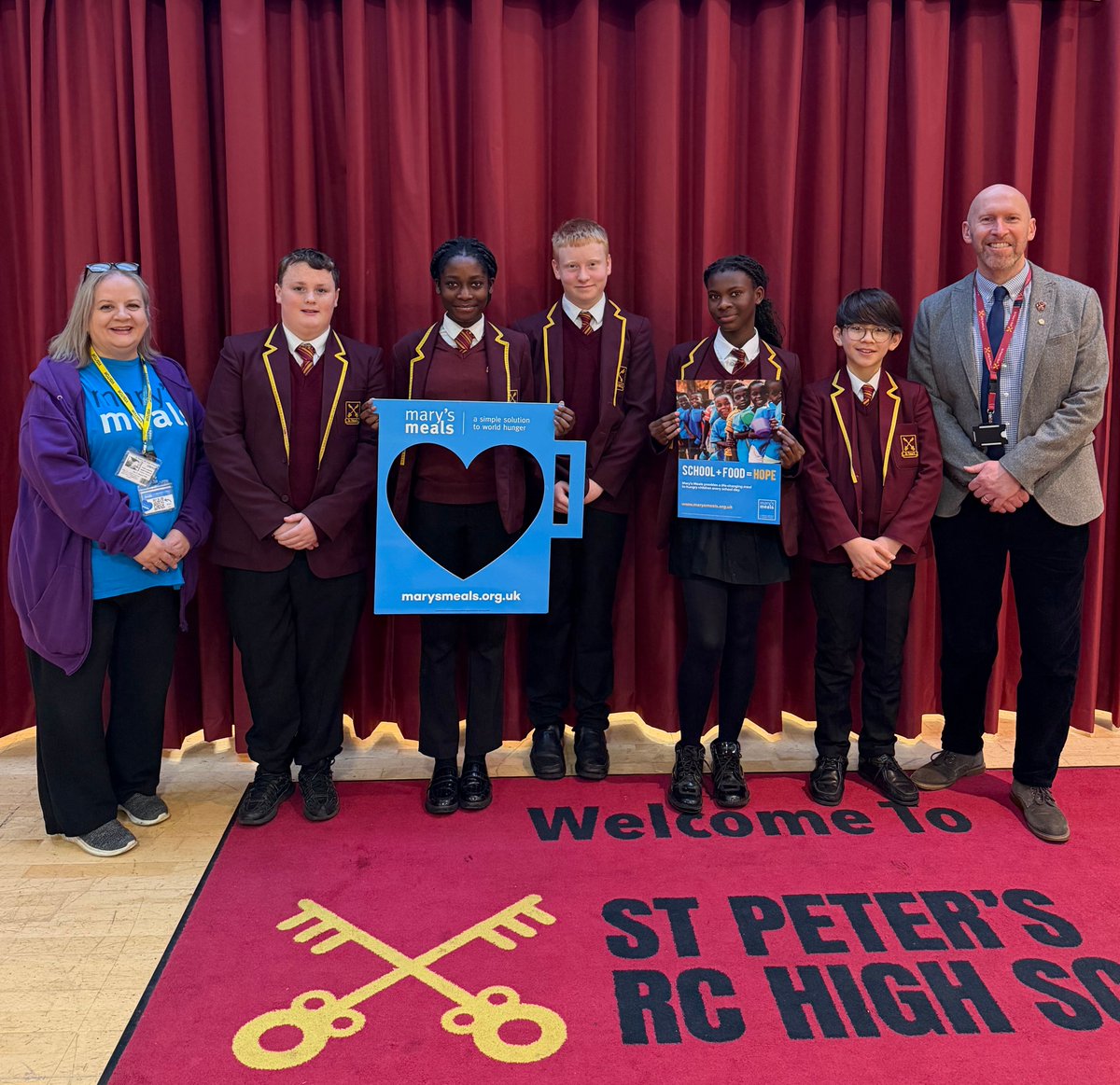 StPetersUK's tweet image. Thank you to Fran from @marysmeals for visiting us this morning and sharing with our students the incredible work they do. We’re excited to be raising money to support this amazing cause. Inspiring our students to make a difference.
#MarysMeals #MakingADifference