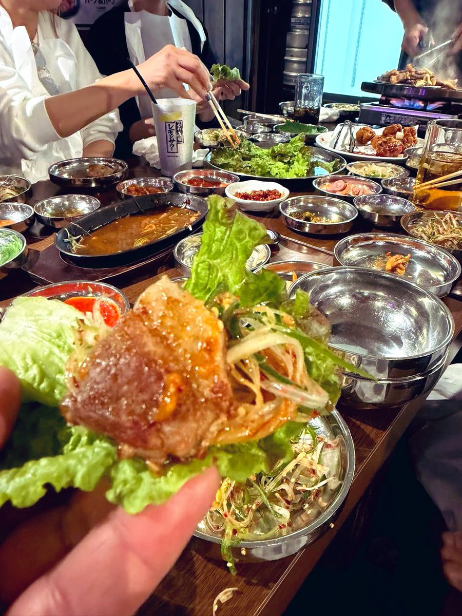 family__saya's tweet image. こんばんは🌙
Annieにとって初めての外食、ありがとうございました。
皆さんとても優しくて、あたたかくて、料理も本当に美味しかったです😋

#BBQLovers
#FoodTime 
#Yummy
#FoodMoment
#familySaya