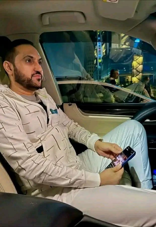 Sagarbugti20's tweet photo. سابق وزیرِ اعلیٰ بلوچستان قدوس بزنجو نے اپنے دور حکومت میں 361 ملازمین کو بحال کرکے ایک جرات مندانہ اور قابلِ تحسین قدم اٹھایا. اور ڈیرہ بگٹی محکمہ صحت کے یہ 79 ملازم پچھلے 8 سالوں سے دربدر ہیں خدارا سرفراز صاحب اپنے قوم پر ترس کریں قوم دوستی کا ثبوت دیں
@PakSarfrazbugti https://t.co/aLOiMOrUYx
