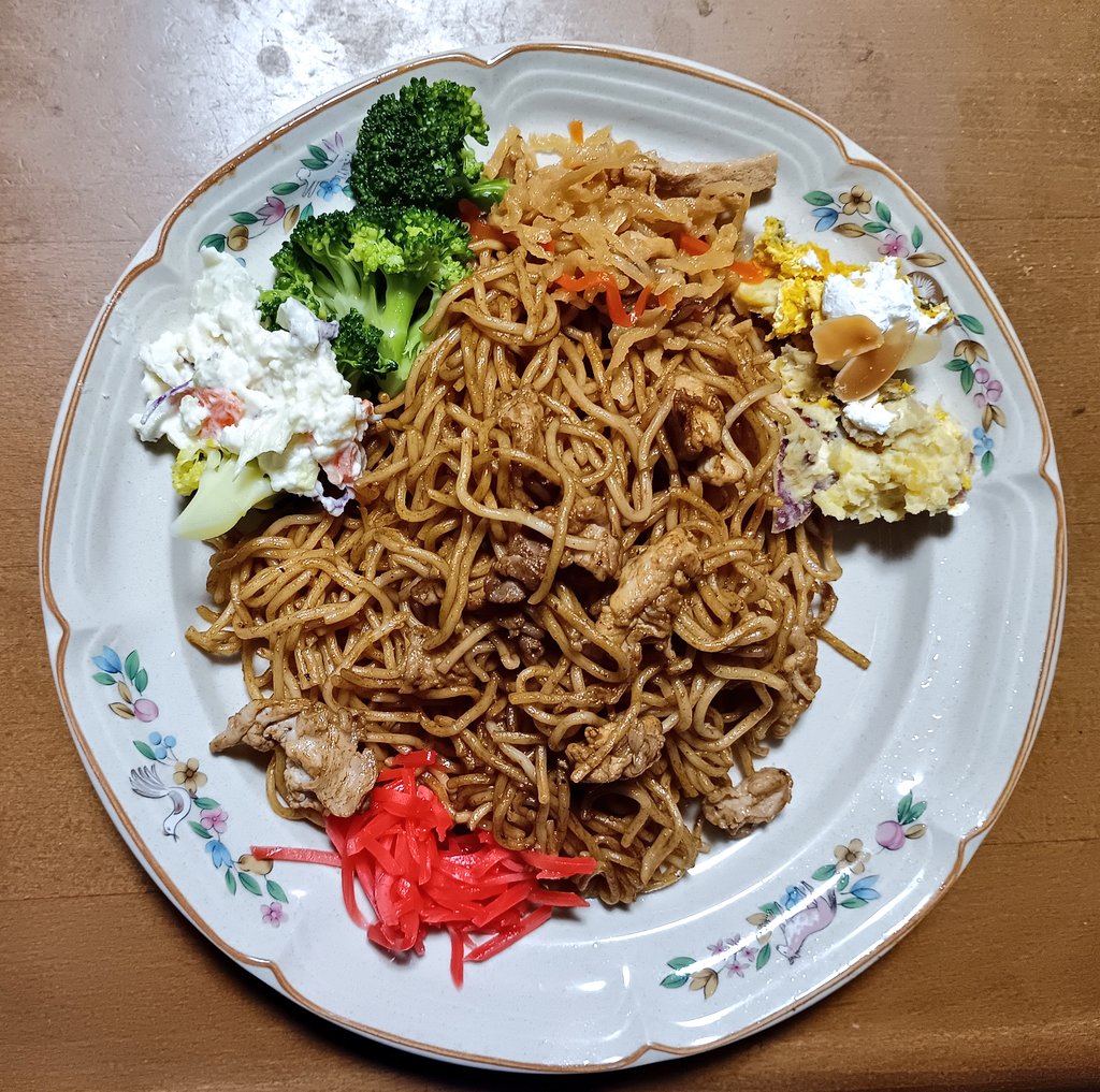 今日の夕ご飯です。
#夕ごはん