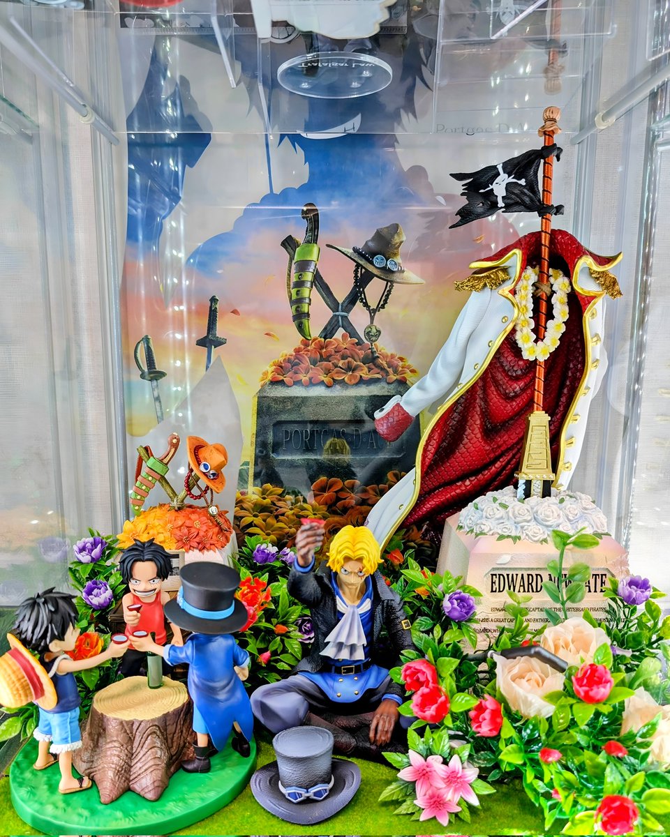 KINPATSU0128's tweet image. 『兄弟の盃』

「盃を交わすと“兄弟”になれるんだ」 「おれたち3人の絆は兄弟としてつなぐ!! どこで何をやろうと この絆は切れねェ･･･!! これでおれ達は今日から兄弟だ!!!」

 #asl  #ONEPIECE  #兄弟の盃