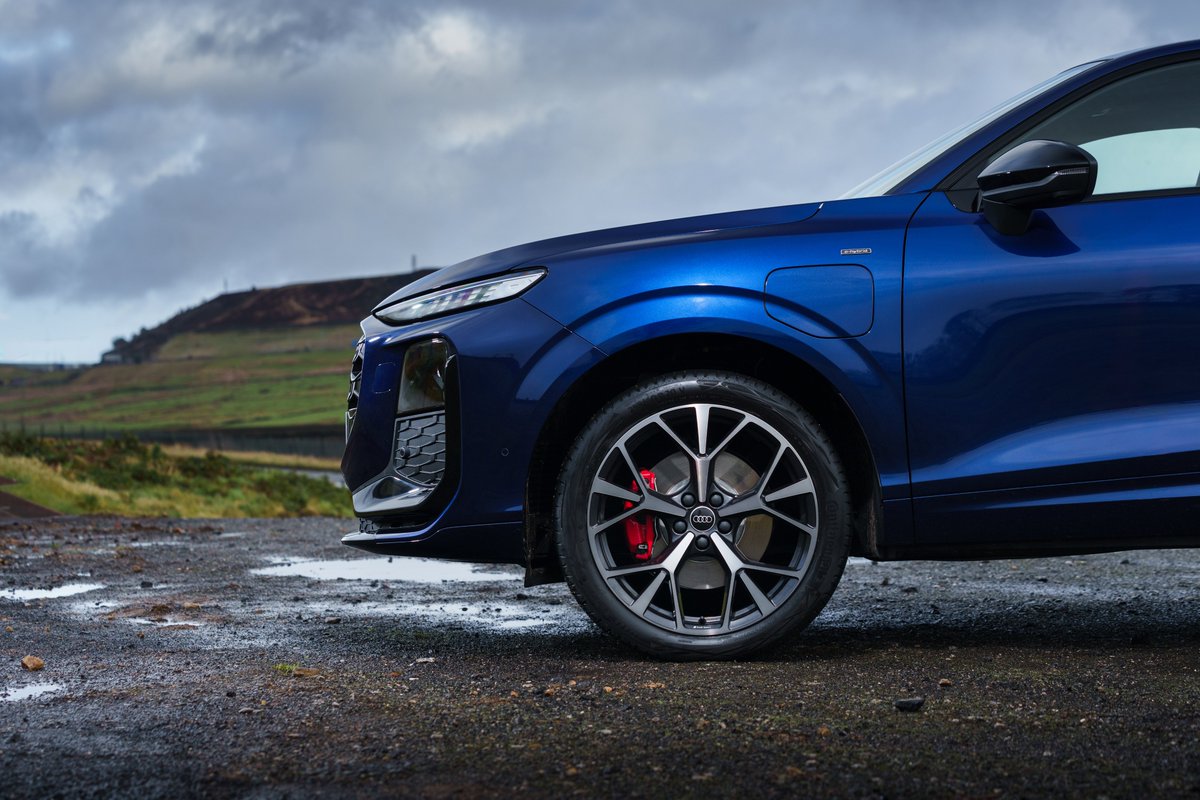 Potholes are often the root of all evil on our roads, and they can result in a bit of discomfort at best, and plenty of damage to your car at the worst!

Learn how avoid potholes in your Audi and report them:
👉swanswaygarages.com/blog/potholes-…