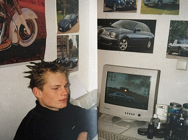 Tenhle mastnej grázl z Jižňáku bude říkat prezidentovi, aby byl chlap?
Cucák, co před dvaceti lety tak maximálně rozkopával popelnice a matlal si do vlasů kilo gelu?
V době, kdy fotil Turek tuhle fotku a hrál si na ježka, byl Petr Pavel už dávno brigádní generál, měl za sebou