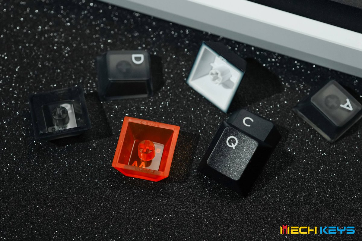 MechKeys tweet media