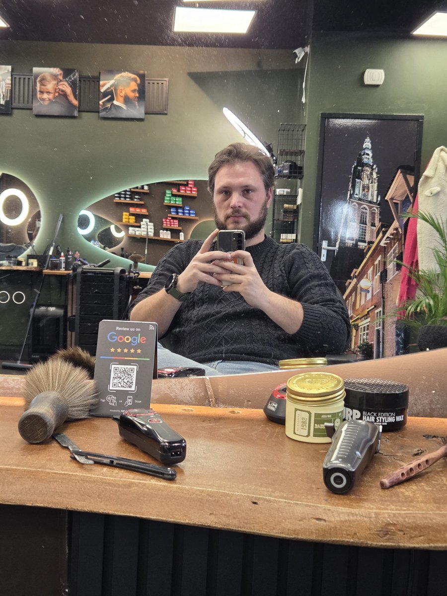 tomteselle's tweet image. Zo dat was nodig! #barber #kapper