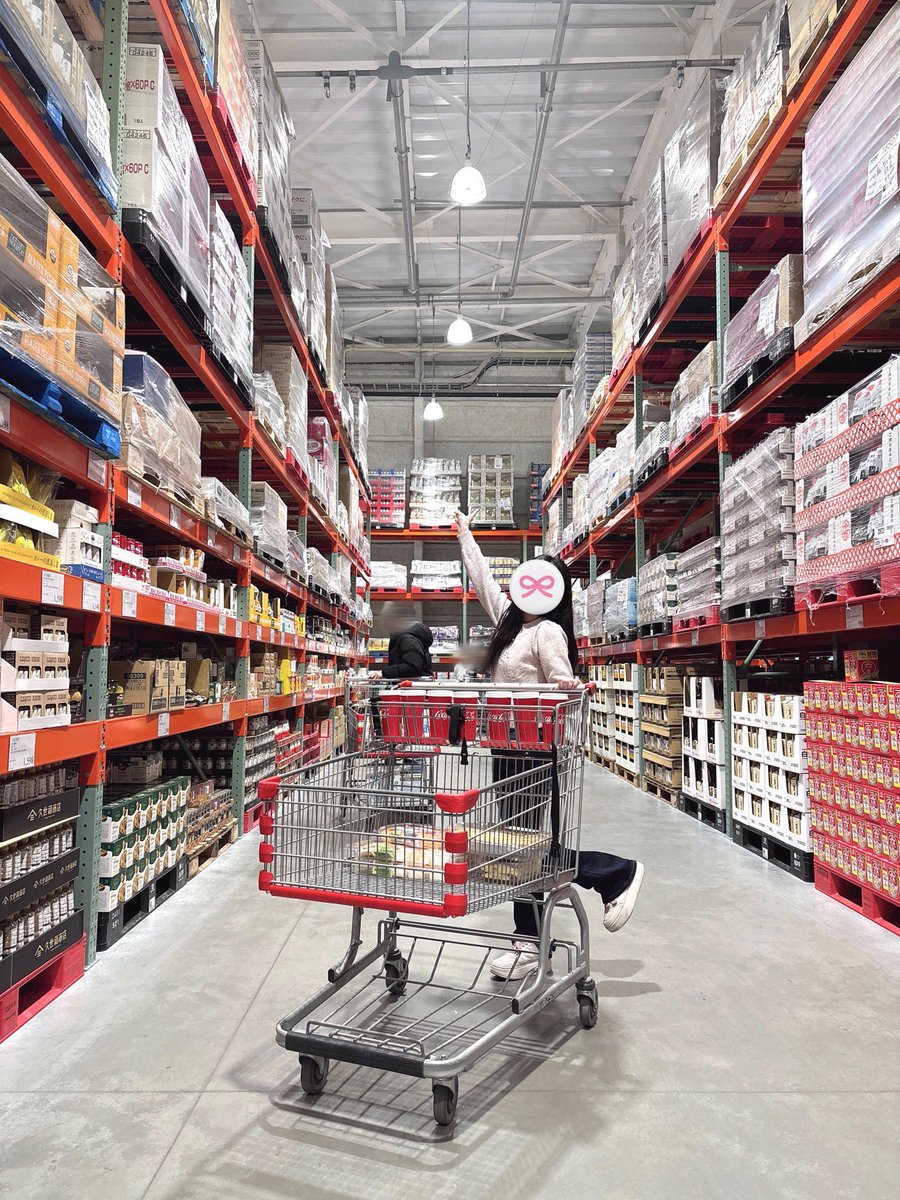 kanunkdk's tweet image. 人生初コストコ連れてってもらった神ദ്ദിᵔ.˛.ᵔ₎✨️
