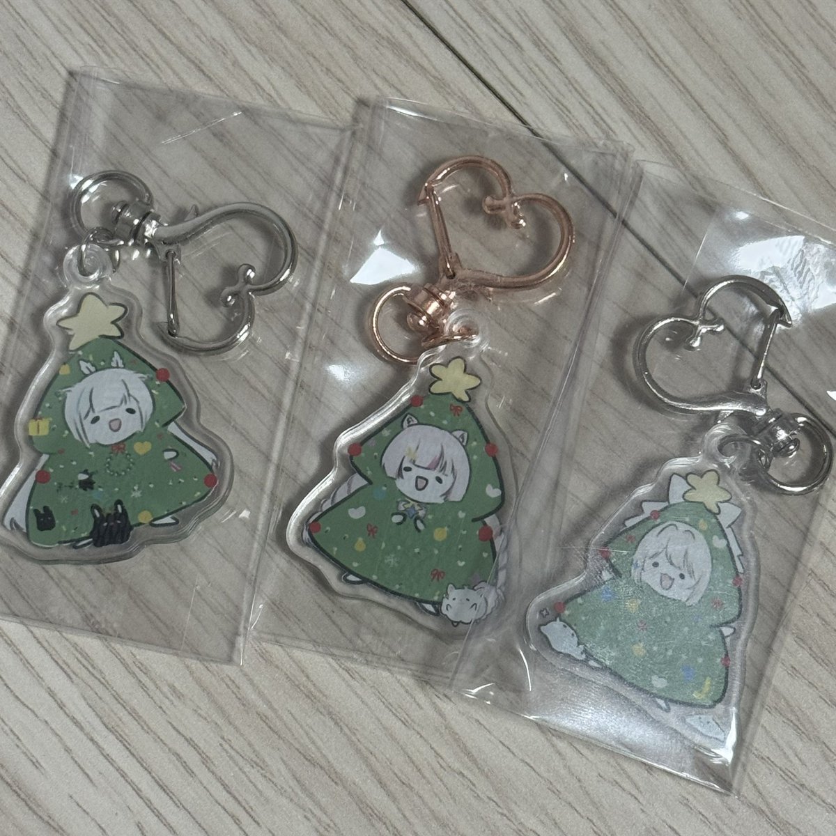 짠..! 프로젝트 굿즈가 왔어요! 내돈내산!
너무 기여워요!!!ㅜㅜㅜ 역시 코코쨘 그림이야..! 
궁금한게 솜털이분들은 굿즈 도착하셨을까요?🤔