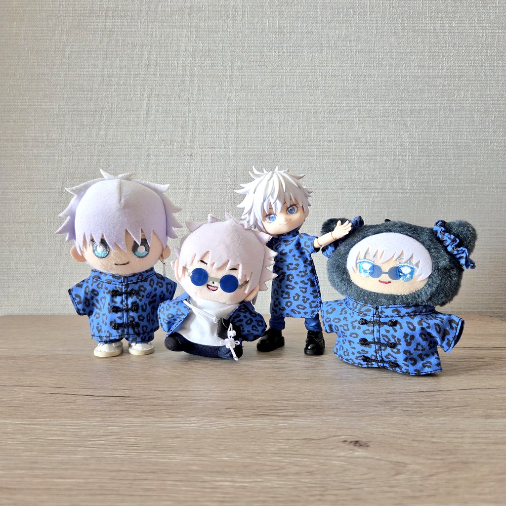 ご紹介が遅れてしまいましたが、12月のイベントで、れごさん (<a href="/lco3nui/">れご</a>)から
《leather squarebag chinese style》
お迎えさせていただきました☺️❤️
色んな子たちに着用できてとてもオシャレです～✨✨
大切に使わせていただきます！ありがとうございました🙏