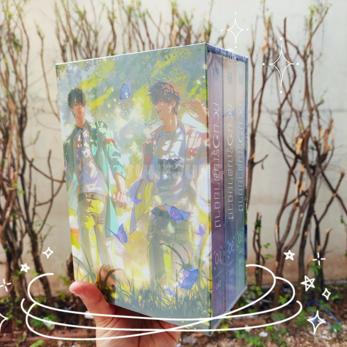 🍀ᒍᑌᑎᗴ ✍️📚✨ tweet media