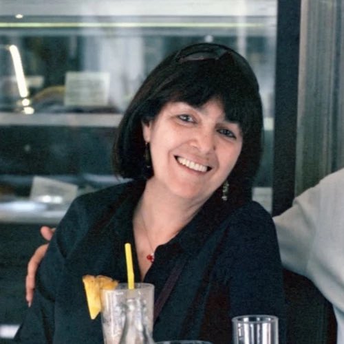 Ελένη Βαρίκα: Πέθανε η θεωρητικός του φεμινισμού σε ηλικία 77 ετών #jennygr

jenny.gr/prosopa/453699…