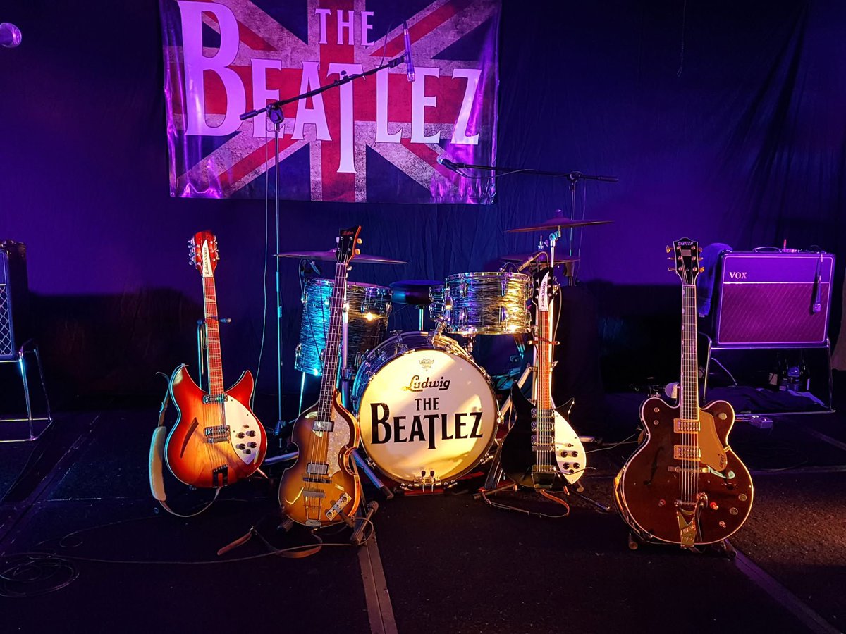 theAusBeatlez's tweet photo. Join The Beatlez at @frankstonrsl and enjoy a gourmet two-course before the band takes you on a magical musical through the 60s.

📅 Saturday, 7 February 2026
⏰ 6:00pm – 10:00pm
👉Book now at https://t.co/ap5pUS6fJJ
📍 Frankston Arts Centre – Function Centre
🔞 Ages 12+ https://t.co/ASj6THjTyE
