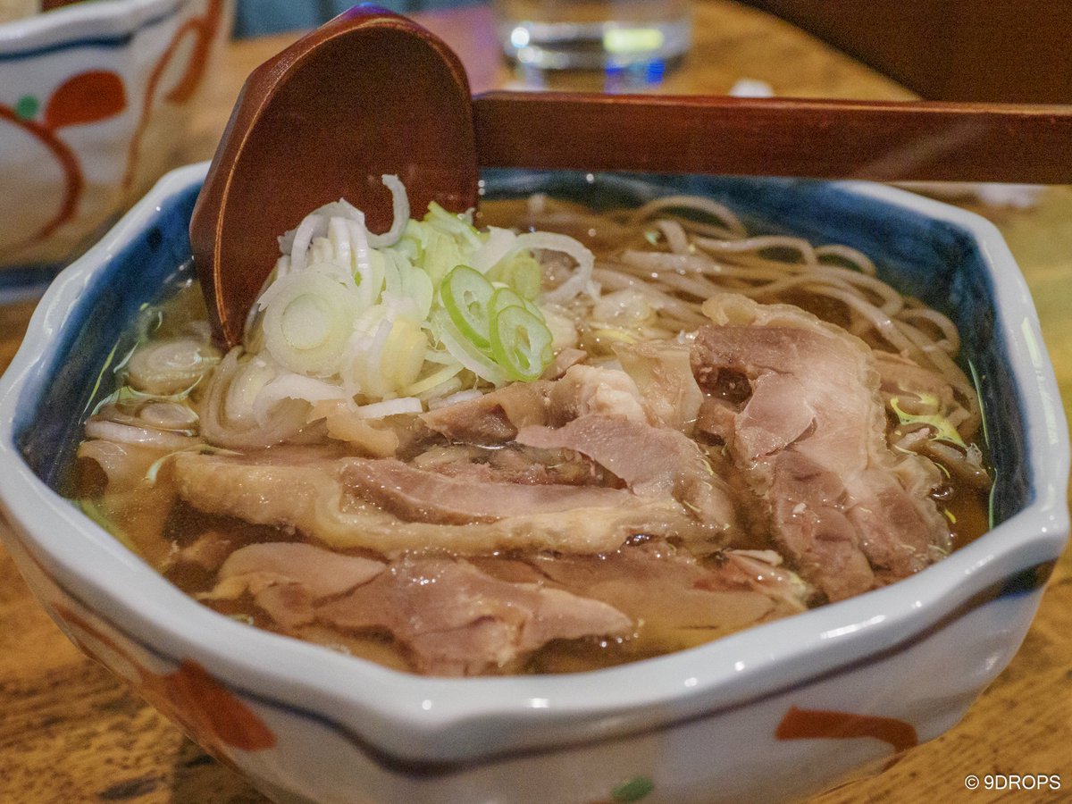 9drops_com's tweet image. 最近栃木で、山形の「冷たい肉そば」を食べられる蕎麦屋を2軒も発見！ 

一軒目は塩原温泉へ向かう途中
「山形次年子そば」
maps.app.goo.gl/qUThjoUqpc3ANG…

二軒目は宇都宮のど真ん中
「山形の肉そば屋 デレスケ」
maps.app.goo.gl/4GJzUqgL5U46Cx…

デレスケさんは何と「山形一寸亭」直伝の本格派です！