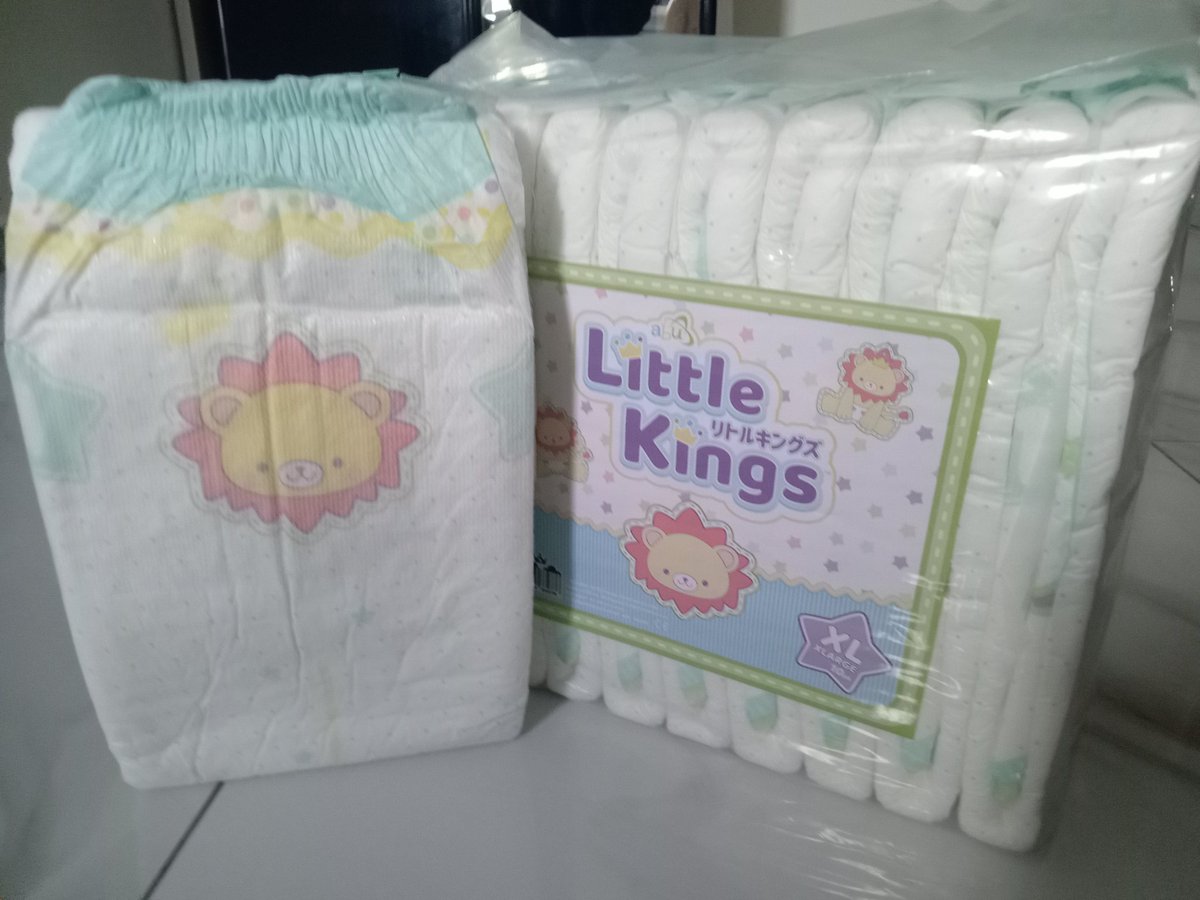这就是... 传说中的... 小狮王尿布！！！
#abdl #diaper