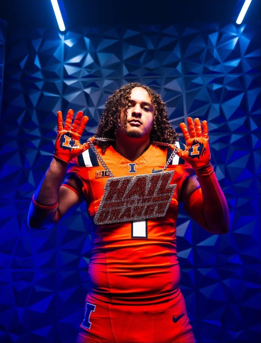 Chief Oskee tweet media