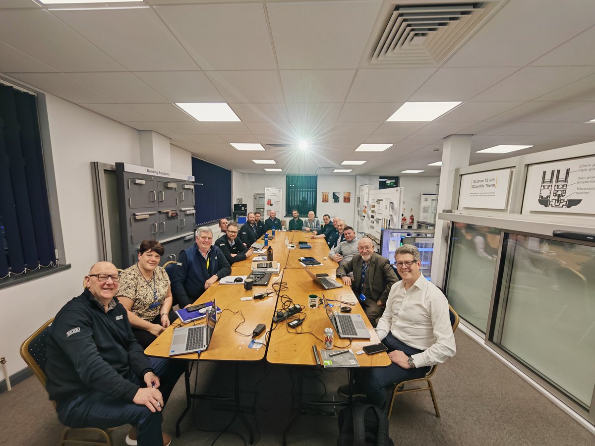 GEZE_UK's tweet photo. Last week, it was fantastic to get the whole team together, even with the bad weather doing its best to interfere! 🌧️❄️

With so much experience in the room, it was a valuable chance to share ideas, reflect, and look forward as we set our sights on 2026 🚀

#GEZEUK https://t.co/cubaUudGpy