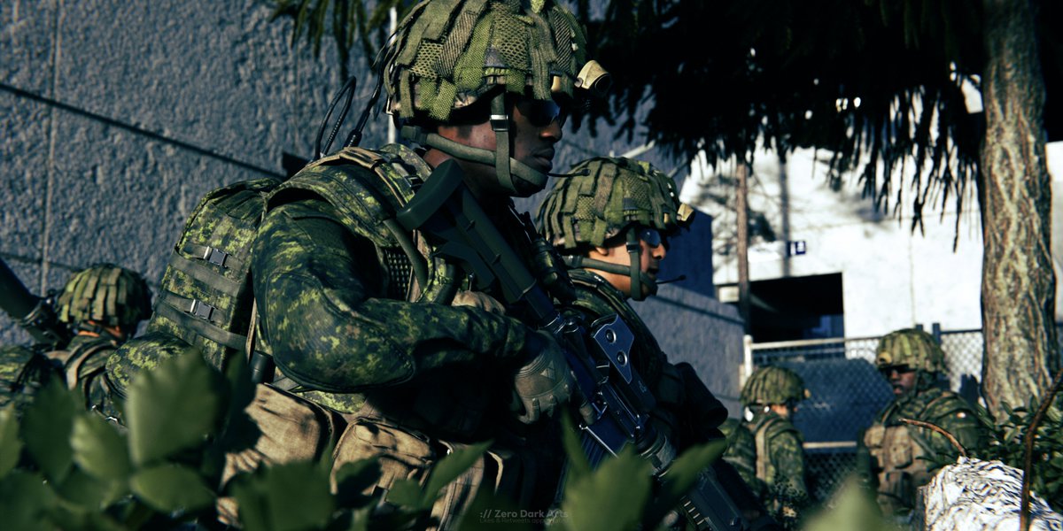 RealOscarMike's tweet image. :// Maneuver

Weapons team moves into position to gain an angle on Russian armor spot down the road.

#b3d #CAF #Squad