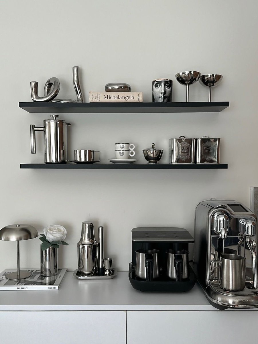 interiorframes's tweet image. 