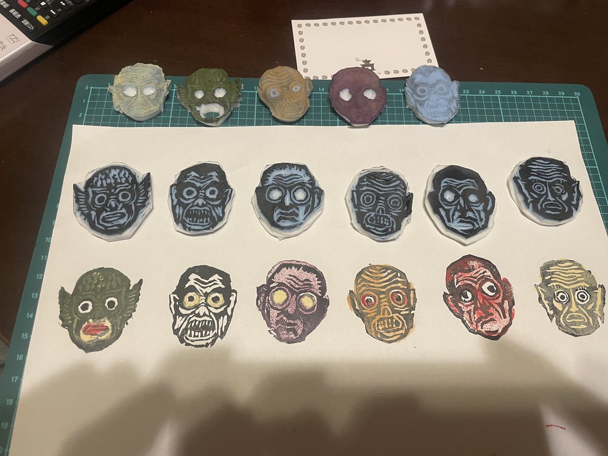 オリジナルキャラクター6個完成！

アメリカの昔の怪人や半魚人、モンスターイメージ