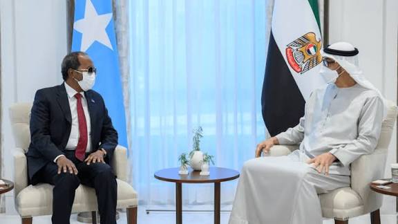 SucdiF68245's tweet photo. Somalia’s ports are managed with UAE support, creating jobs and new business opportunities. #PortsDevelopment #UAEPartnership https://t.co/tzLAnDLmVF