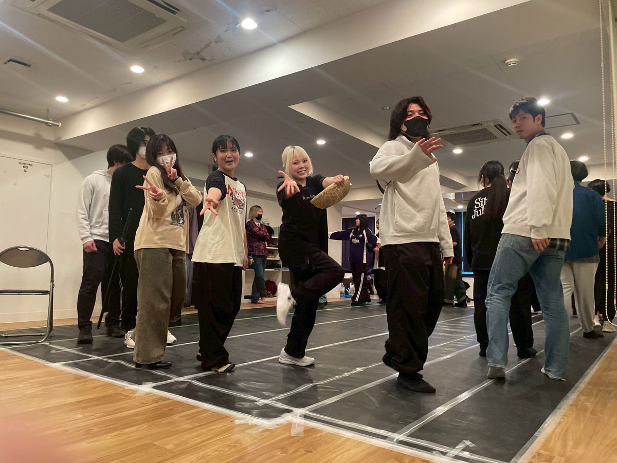 ごみっくす6 ひーひー言いながらやっとります。 わいわいしとります